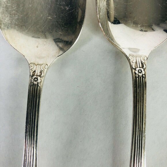 4 Place Oval Soup Spoons Wm A Rogers Oneida Sectional Lido Pattern Silverplate - Picture 6 of 12